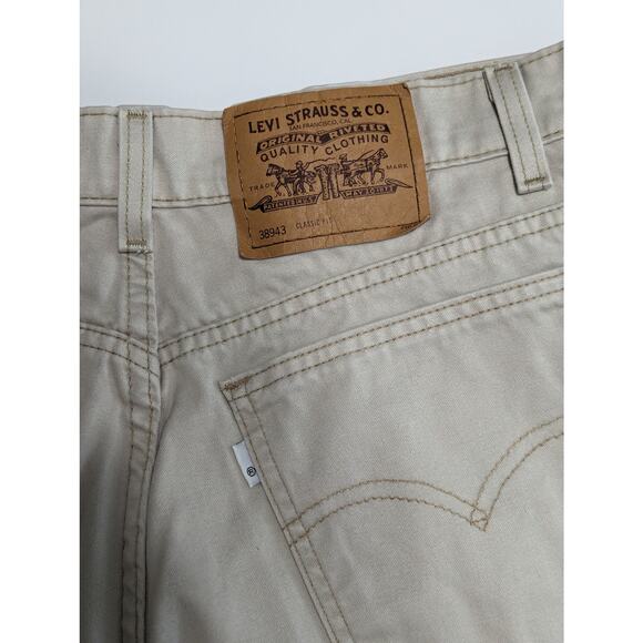 Vintage Levi's 910 Khaki Shorts 90s Beige High Rise Womens 12 Summer Neutral Tan - Picture 5 of 6